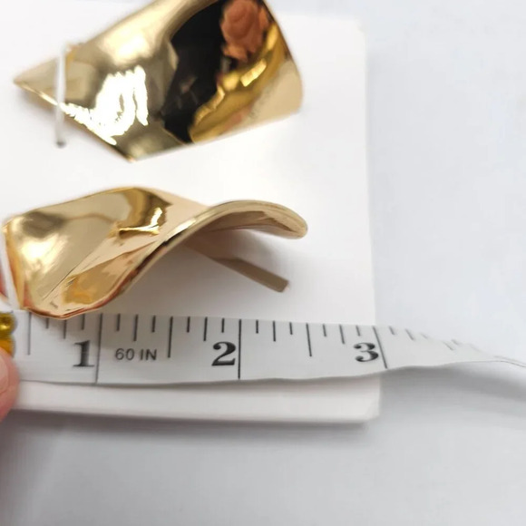 Zara Gold-Tone Abstract Earrings With Stud Backing For Women 4736 - Picture 5 of 5